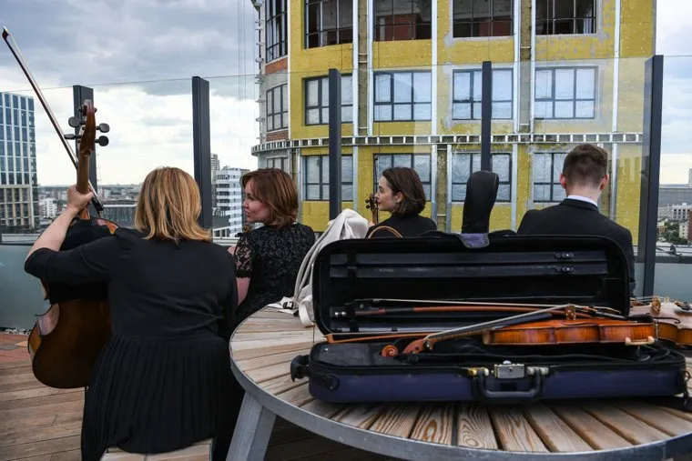 Уральский филармонический оркестр на крыше ЖК Форум Сити. Екатеринбург