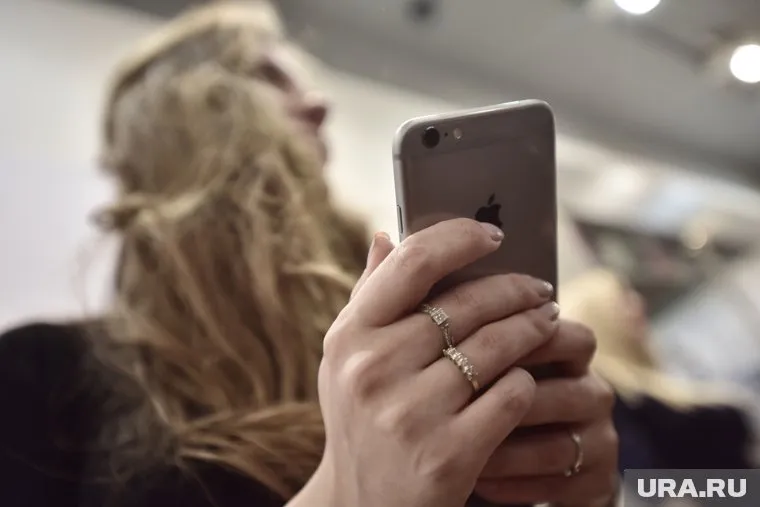 Для iPhone 8 показали новое зарядное устройство