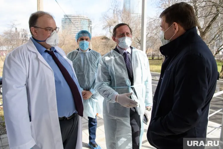 В ведомстве Андрея Цветкова (слева) нашли грубые нарушения