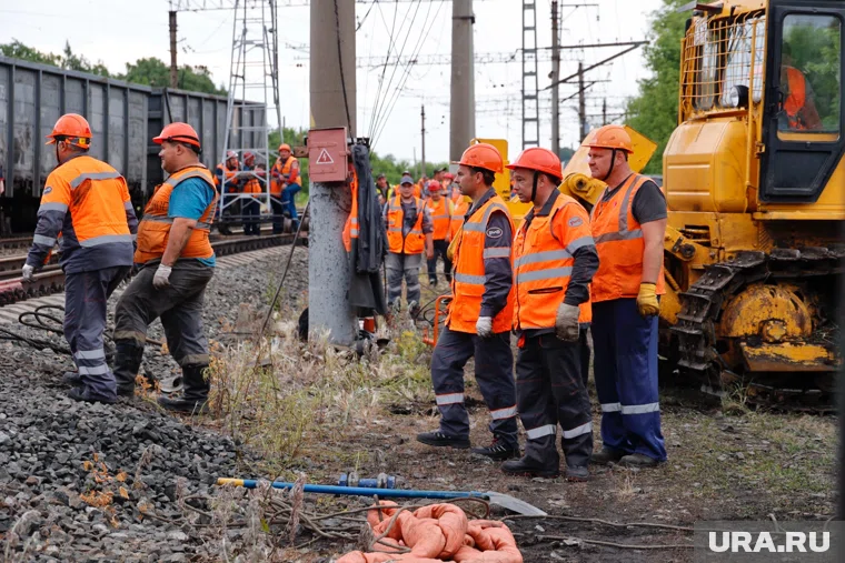 В Новом Уренгое работнику железной дороги выплатили региональные надбавки