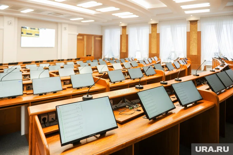 Зал заседаний челябинского парламента ждет депутатов VIII созыва
