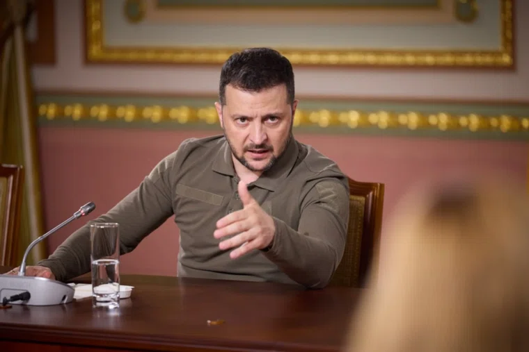 Владимир Зеленский сохранит остатки Украины или окончательно разрушит страну