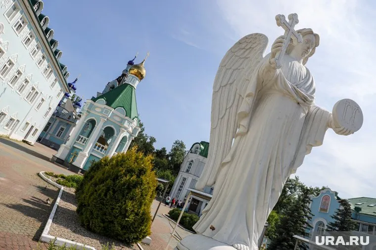 В РПЦ высказались о легальности сатанизма в России