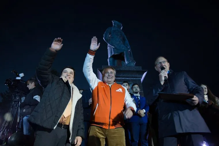 Открытие «Часов обратного отсчета», которые показывают сколько времени осталось до 300-летия города. Пермь