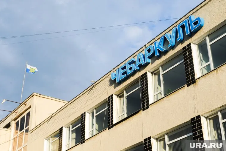 На площади Ленина в Чебаркуле не работает сухой фонтан