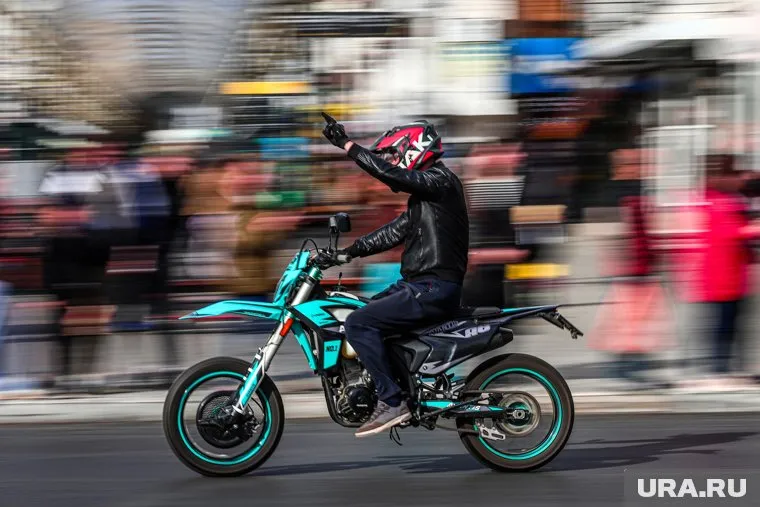 Мотоциклиста госпитализировали с различными травмами