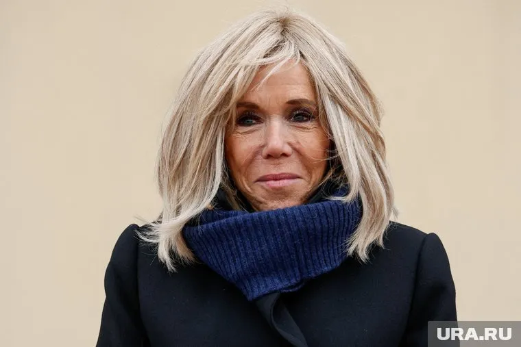 Слухи о том, что Брижит Макрон сменила пол, ходят уже много лет