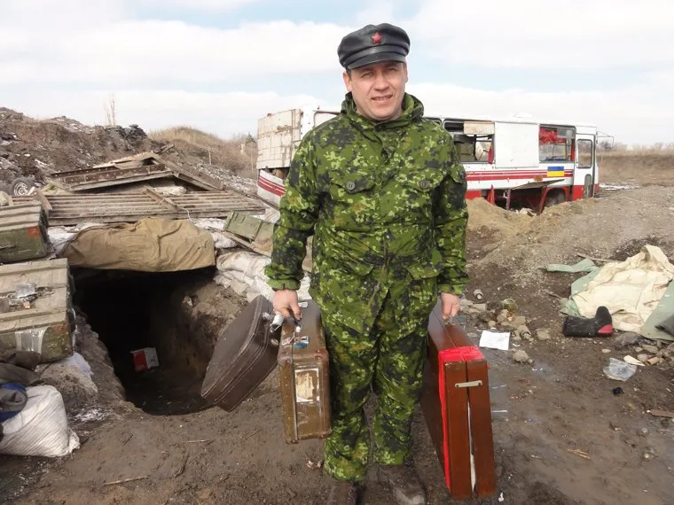 Экс премьер ЛНР Геннадий Цыпкалова, экс председатель Народного Совета ЛНР Алексей Карякин и Коммунист Виталий Киселев, киселев виталий