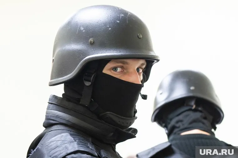 В Пыть-Яхе посетители кафе были избиты людьми в камуфляже