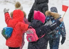 В Сургуте отменили уроки для школьников первой смены