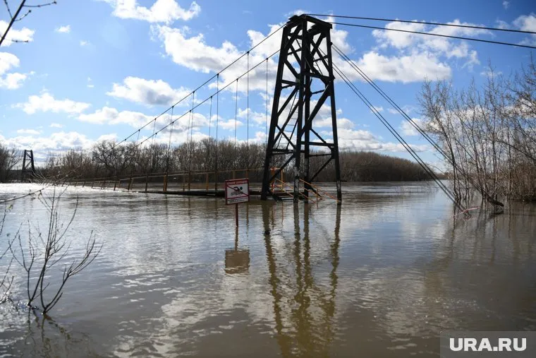 Вода снизилась на два сантиметра