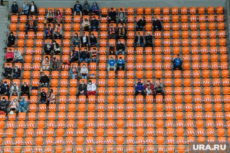 На массовых мероприятиях теперь допускается не 10, а 30% от общей заполняемости площадки