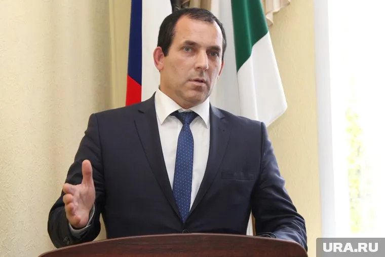 Александр Кистанов считается человеком Холманских