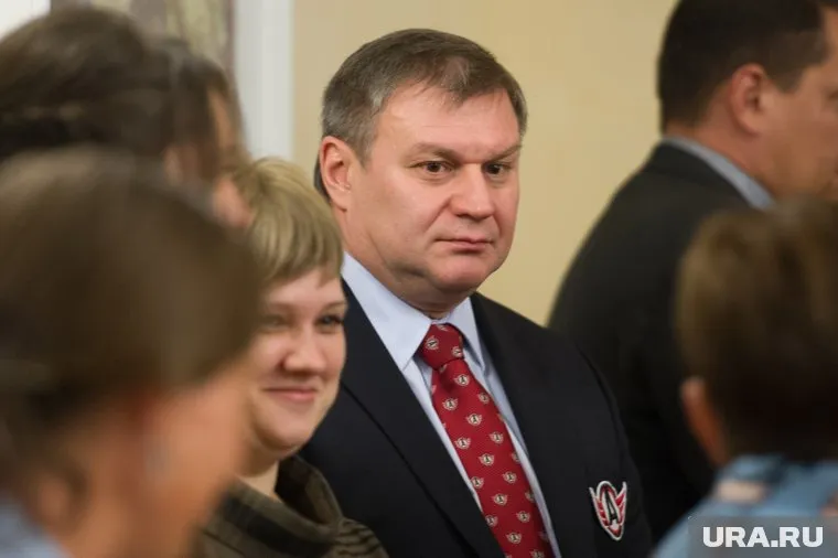 Сын Олега Гросса (генменеджер - на фото) успел поиграть в Европе