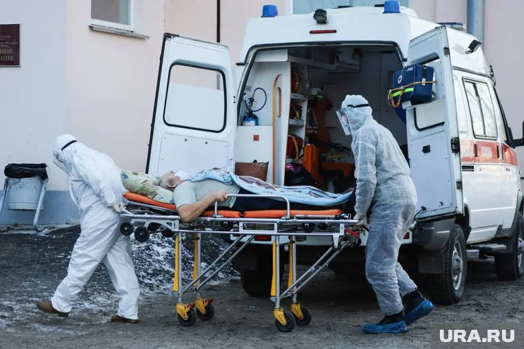 Медиков после передышки ждет волна пациентов