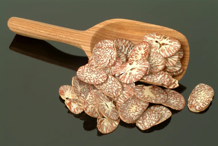 Бетельные орехи начали скупать подростки на маркетплейсах