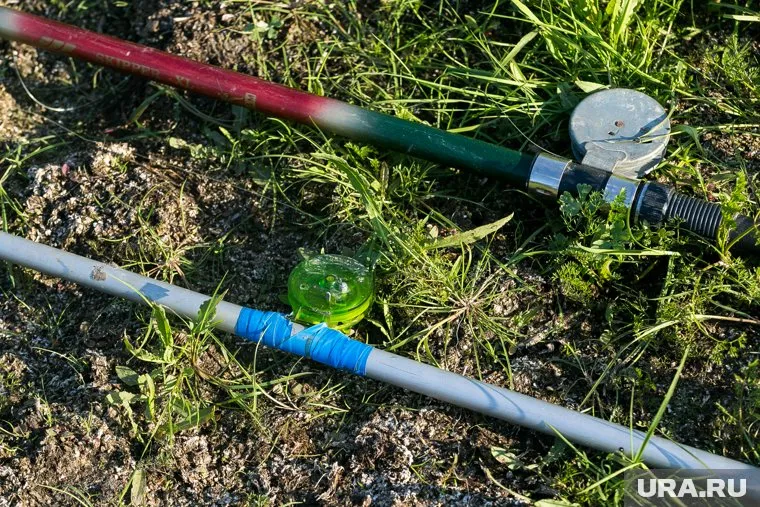 Мужчина показал рыбу в одной из социальных сетей