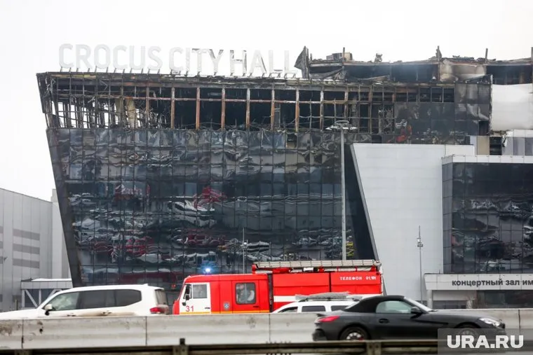 МЧС РФ опубликовало кадры уничтоженного зала