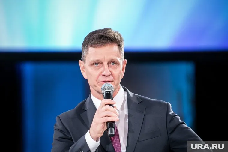 Владимир Сипягин продолжает работать