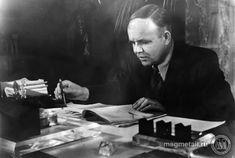 Григорий Носов детально вникал во все тонкости производственного процесса