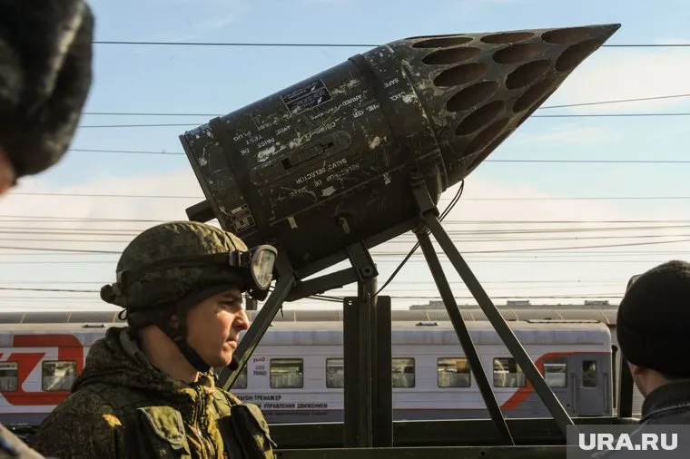 Украина готовится к войне, рассказал он