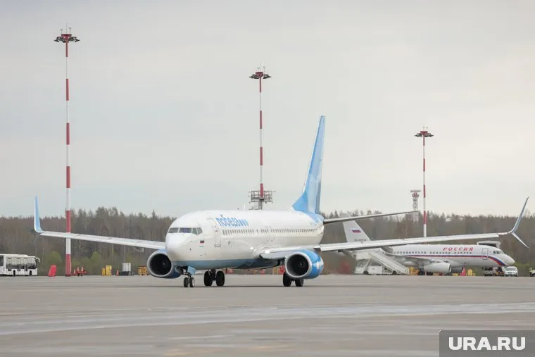 Клиентов авиакомпании просят следить за изменениями в расписании через сайт и приложение