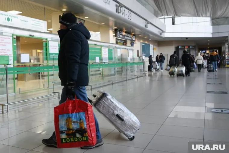 Чтобы сохранить обратные билеты, опоздавшим пассажирам необходимо уведомить об этом перевозчиков