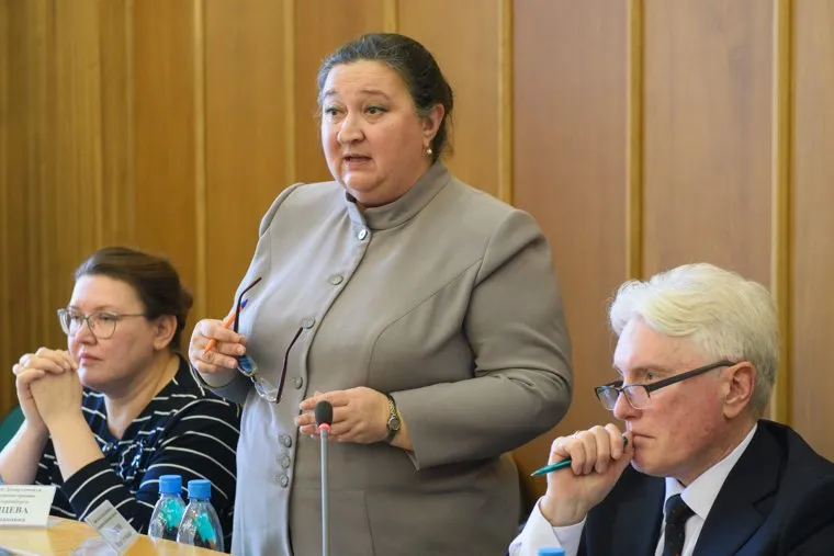 Заседание Екатеринбургской городской думы, шарапов анатолий, андрусь марина, турунцева анна