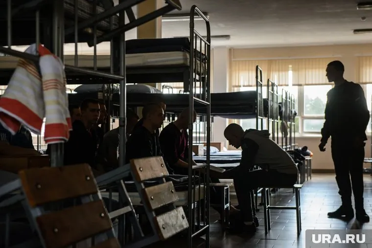 Срочник не выдержал издевательств и покончил с собой