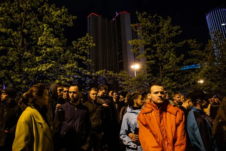 Третий день протестов против строительства храма Св. Екатерины в сквере у театра драмы.Екатеринбург