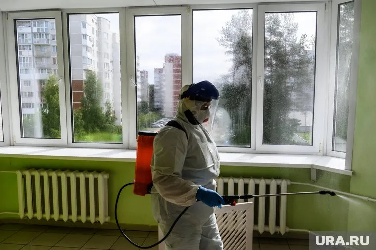 Заболеваемость коронавирусом в России продолжает расти