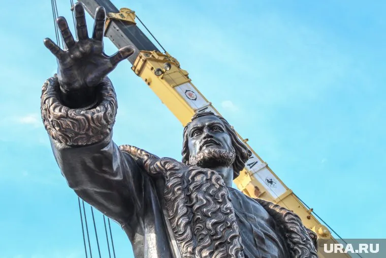 Откроют памятник только в августе