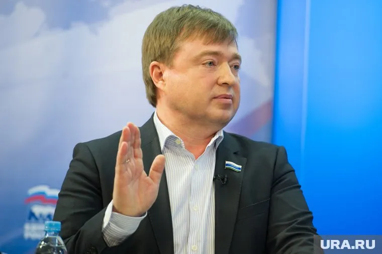 Максим Иванов приступает к новой партийной работе