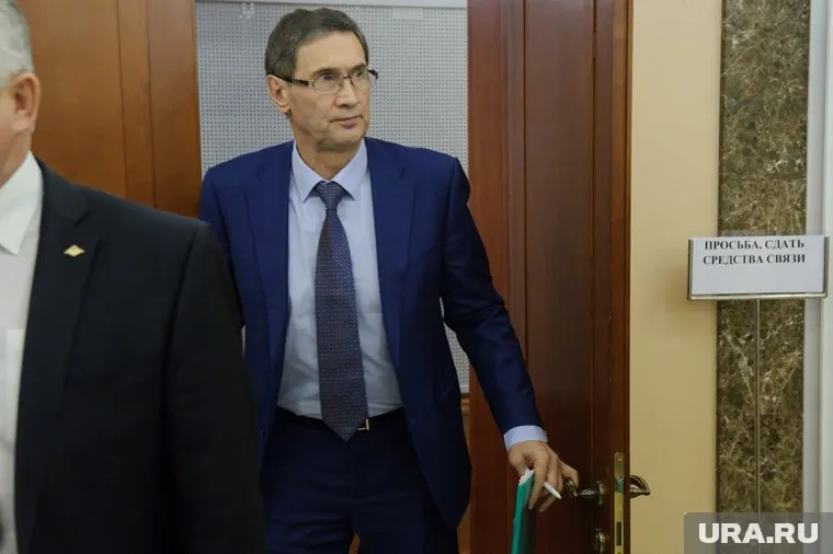 Владельца участков в парке РТИ не устраивают предложения от Сергея Зырянова (на фото)