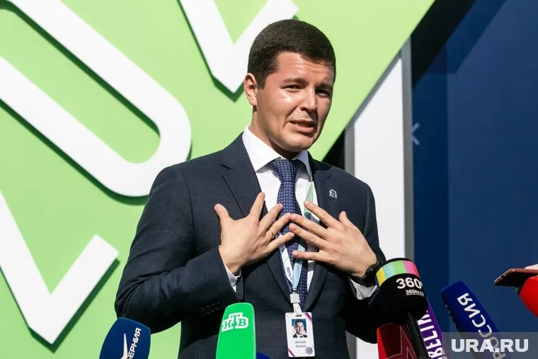 Губернатор ЯНАО ответил более чем на 180 вопросов лично во время «честного маршрута» (фото из архива)