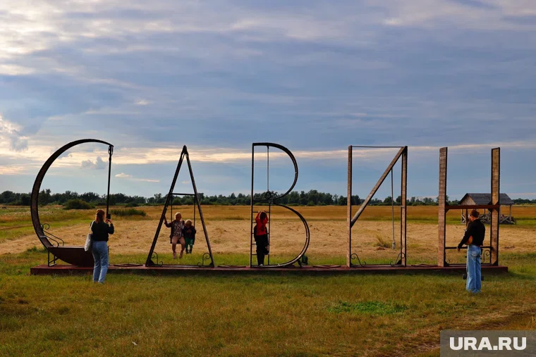 Курганские ученые снялись в документалке телеканала «Моя Планета» про святилище «Савин»