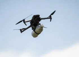 БПЛА ударил по жилому дому в Красногорске, пострадала беременная женщина: что известно о ЧП