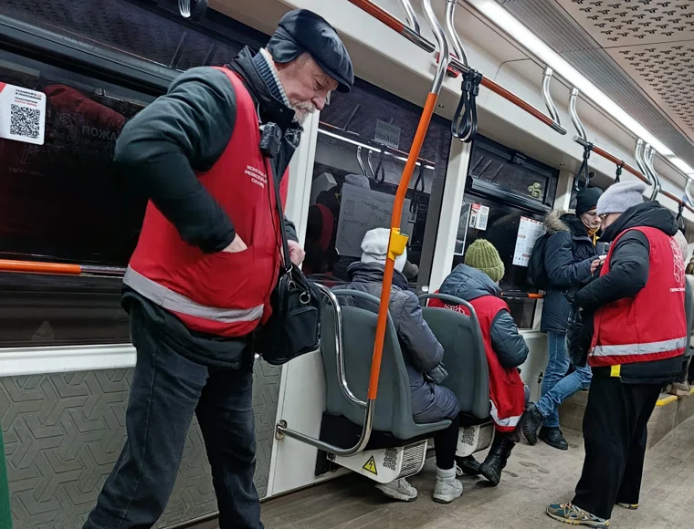 Контролеры в Перми работают группами по три человека