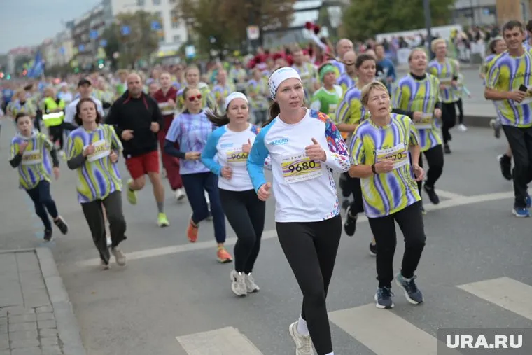 Марафон проходит по центральным улицам Перми (архивное фото)