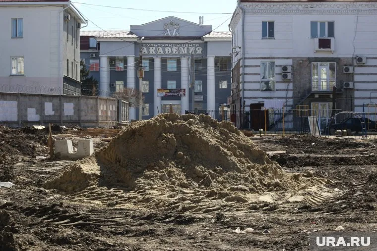 В Кургане жители соседних домов жалуются на стройку