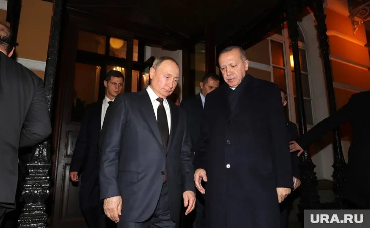 Владимиру Путину и Реджепу Эрдогану предстоит спасти поставки С-400