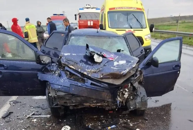 В аварии погибли четыре человека