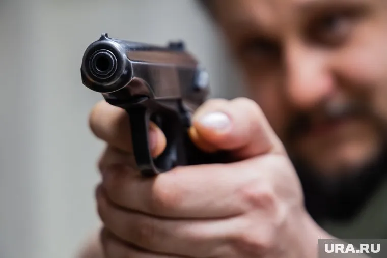 Как заявила полиция Нидерландов в соцсети X, освобождено несколько заложников