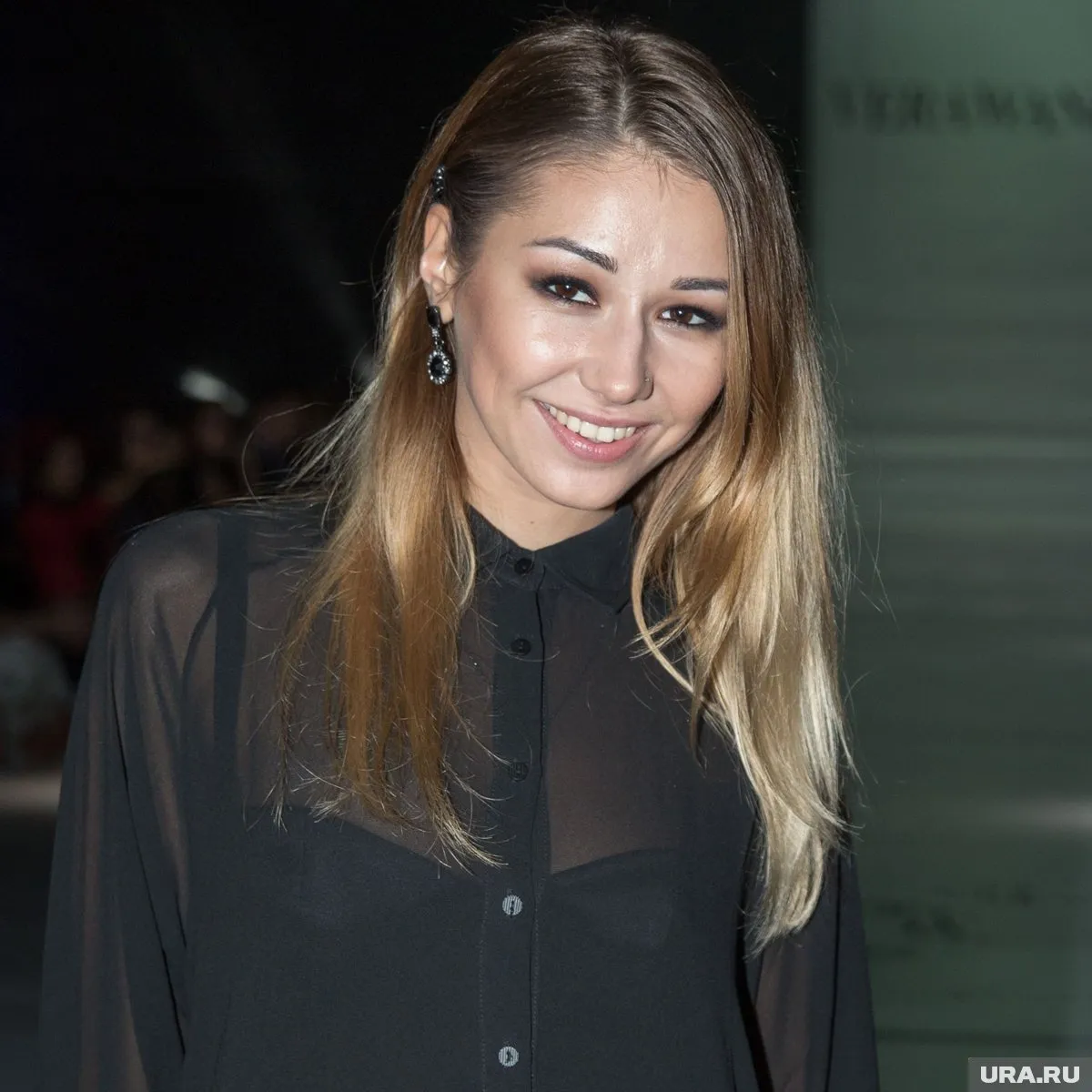 Яна Ковамен секс туралы бейнені қараңыз