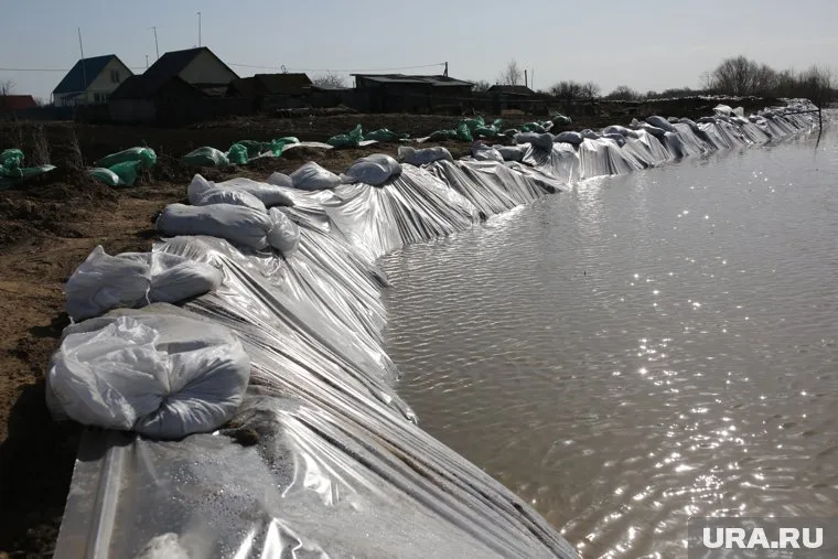 "Большая вода" пришла в Тюменску область в апреле 2024 года