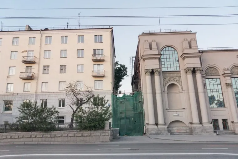 Снос арки ради филармонии