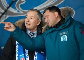 Единоросс из Тюмени, призвавший однопартийцев выступить против пенсионной реформы, покинул страну