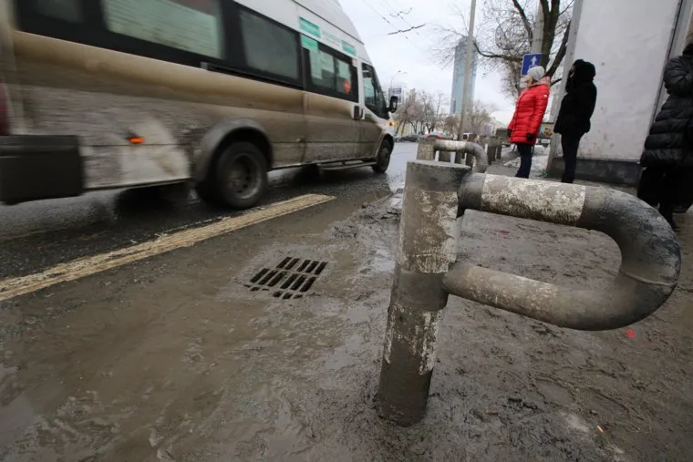 Грязь днем. Екатеринбург, грязь