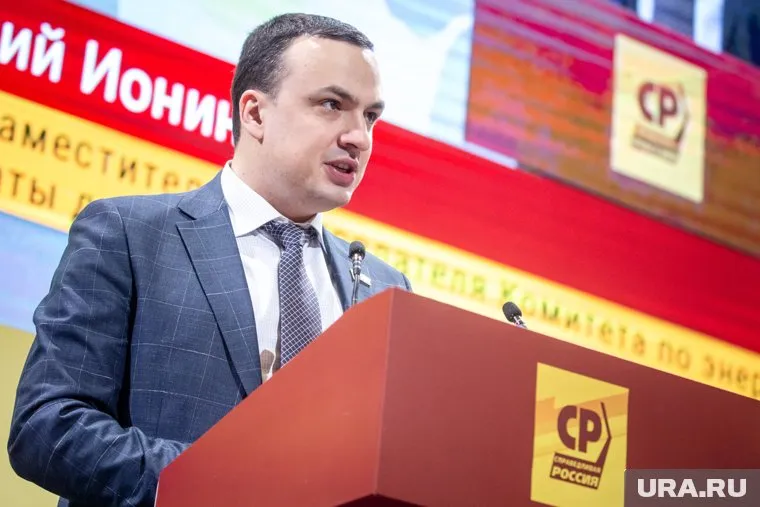 Дмитрия Ионина хотят уговорить идти на выборы в Пермском крае, чтобы он не мешал Сергею Чепикову