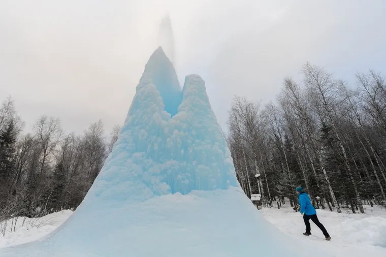 Фонтан в Национальном парке Зюраткуль. Чудо цвета. Челябинская область, национальный парк зюраткуль, зюраткульский фонтан, лед